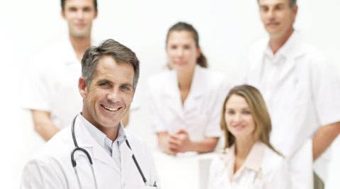 Какой врач лечит варикоз: флеболог, хирург, ангиолог, терапевт