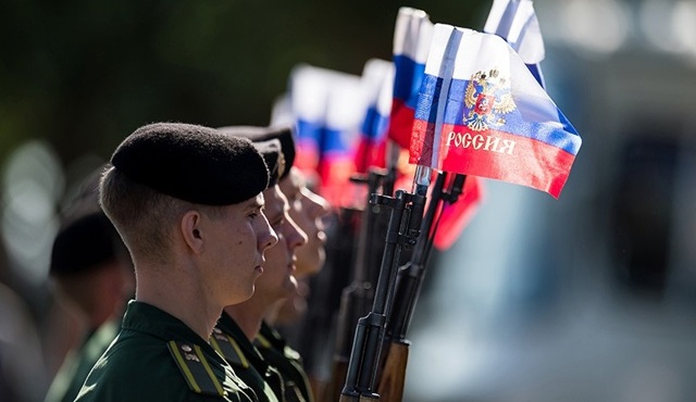 Категория годности Б-3: годен с незначительными ограничениями в какие войска берут