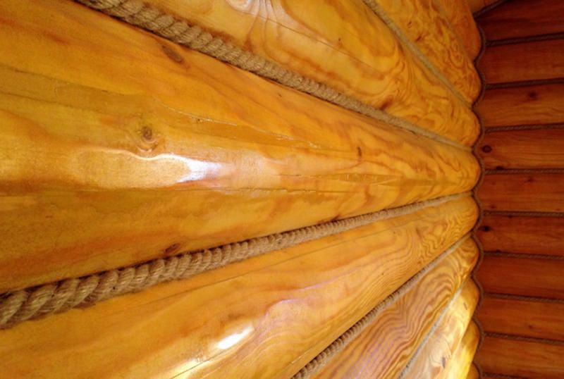 Конопатка бани: технология и подбор материала – всё о банях