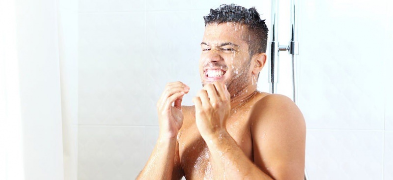 Контрастный душ: польза, вред и особенности – всё о банях