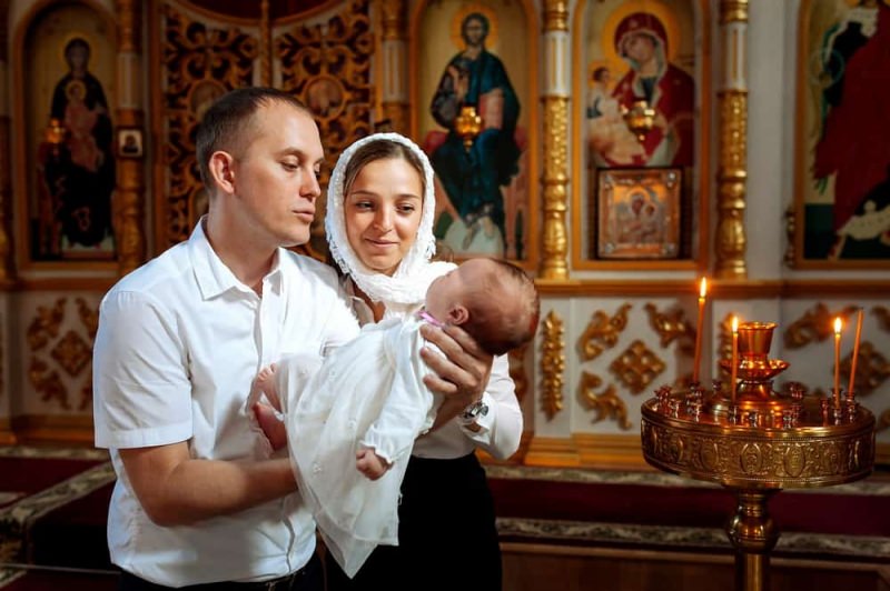 Крещение ребенка: что нужно знать и купить перед таинством