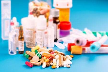 Кроверазжижающие препараты при варикозе и тромбозе нового поколения без аспирина: как принимать, показания, противопоказания