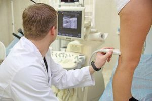 Кто такой флеболог (сосудистый хирург): какие паталогии лечит, как выбрать хорошего специалиста