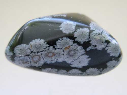 Магические свойства камня Обсидиан — описание