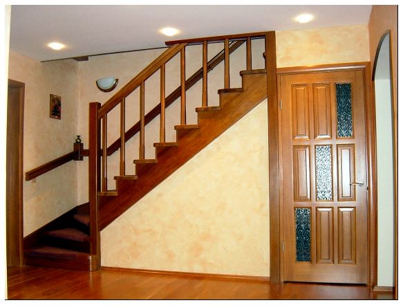 Маршевые лестницы: особенности конструкции и правила выбора