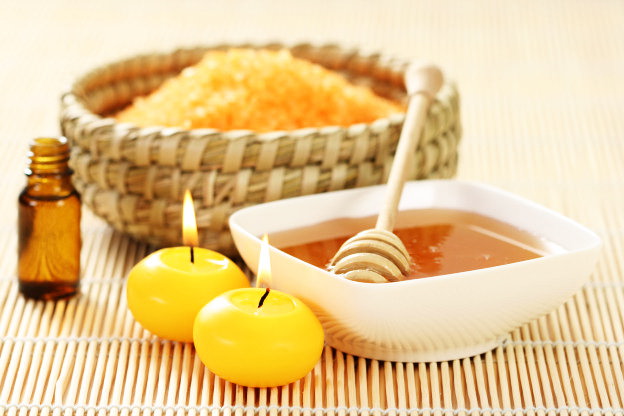 Мед в бане: обзор 4-х способов использования пчелиного продукта для здоровья и красоты – всё о банях