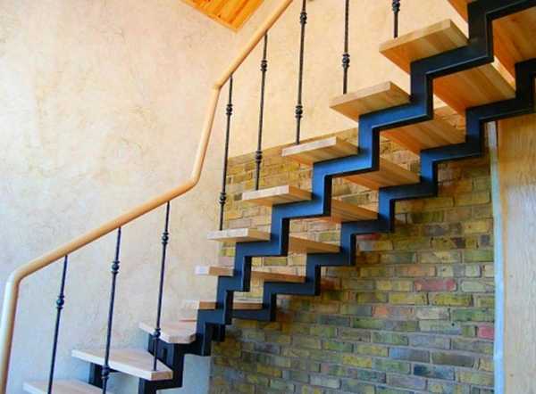 Металлическая лестница на второй этаж своими руками: что нужно знать