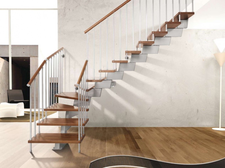 Модульная лестница: особенности конструкции и разновидности