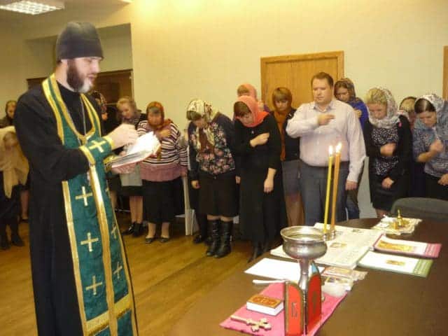 Молебни (требы) в храмах и монастырях — основные виды, их описание и применение