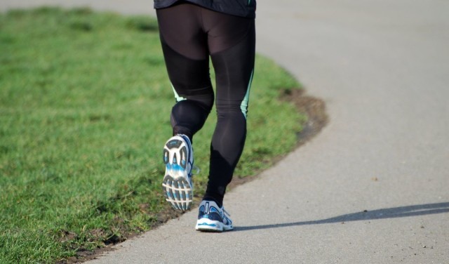 Можно ли бегать при варикозе: как правильно заниматься пробежкой при варикозном расширении вен