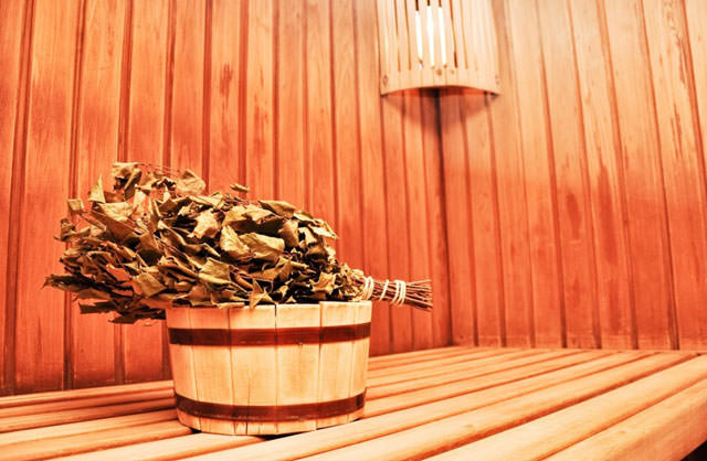 Можно ли ходить в баню с температурой: можно ли идти мыться в баню при температуре, почему нельзя после простуды, фото и видео – всё о банях