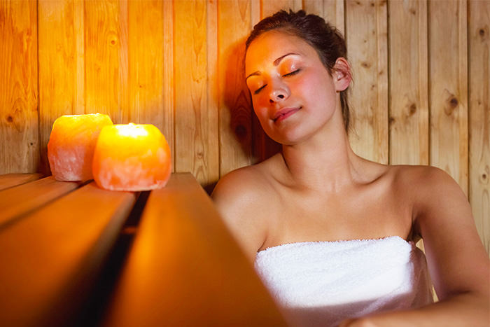 Можно ли кормящим в баню, в сауну при гв, при лактации, можно ли при кормлении – всё о банях