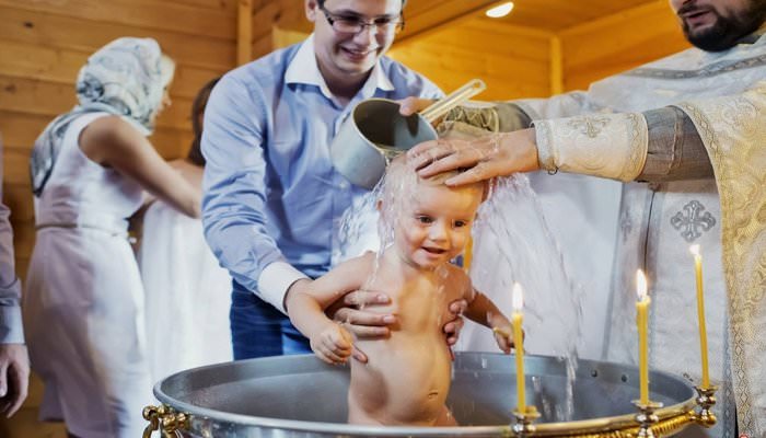Можно ли крестить ребенка в пост: секреты проведения таинства