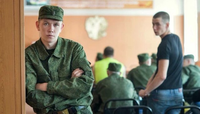 Можно ли откосить от армии с гастритом: хронический, гастродуоденит, холецистит, берут ли с недовесом