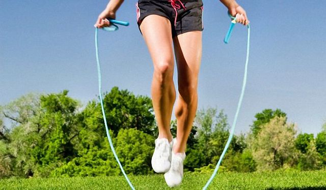 Можно ли прыгать на скакалке при варикозе