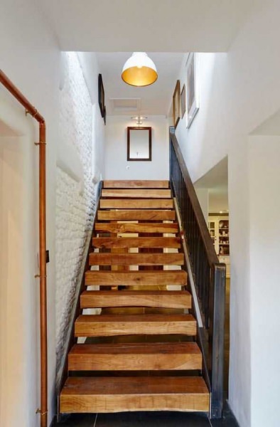 Надстройка второго этажа: оценка рисков и этапы монтажа