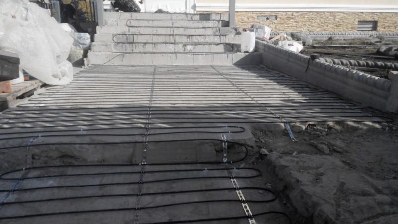 Обогрев ступеней на крыльце и уличной лестнице