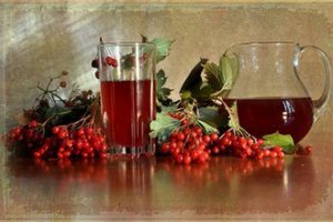 Отеки при варикозе: причины, лечение (народные средства, медикаменты, эфирные масла), профилактика (упражнения, компрессионное белье)