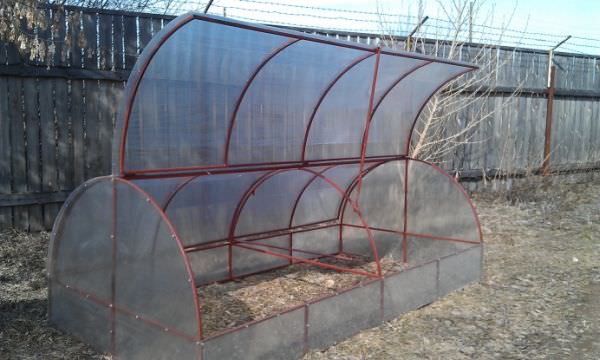 Парник ракушка: характеристика конструкции и особенности изготовления своими руками