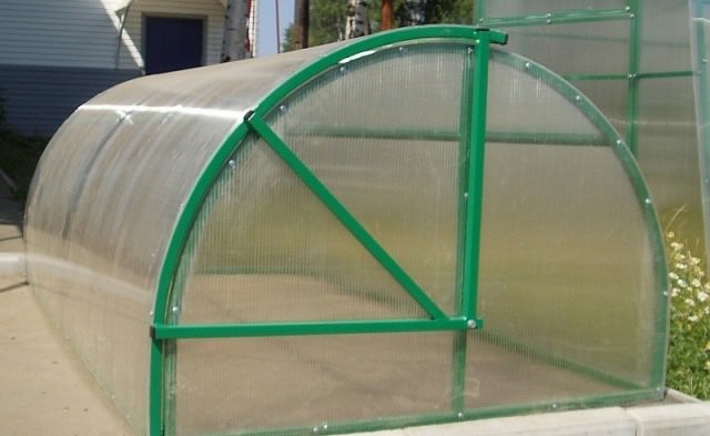 Парник «улитка»: характеристика конструкции и особенности самостоятельного монтажа