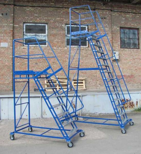 Передвижная лестница с платформой: виды, материалы и требования