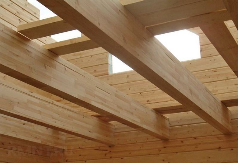 Перекрытие по деревянным балкам: расчет и монтаж