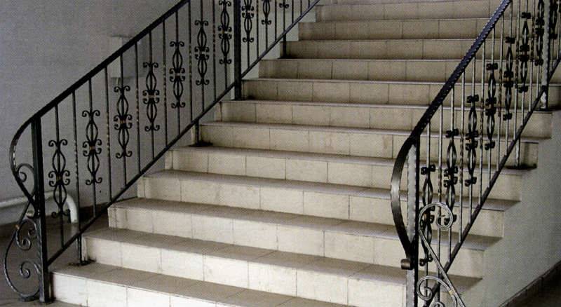 Перила из металла своими руками: инструкция по сборке, сварке и монтажу