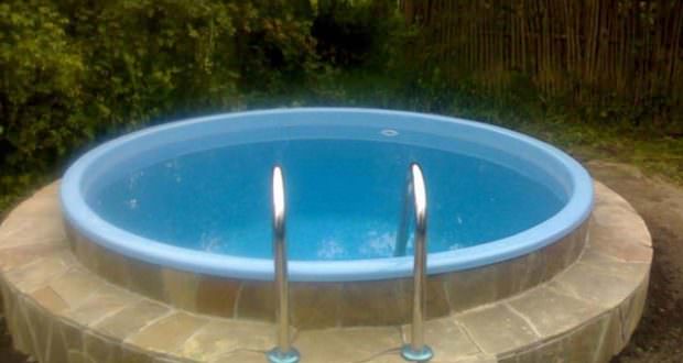 Пластиковая купель для бани и сауны, размер купели из полипропилена, установка композитной купели на фото и видео – всё о банях