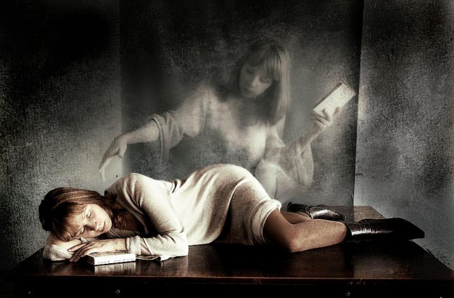 Почему нельзя фотографировать спящих людей и чем это грозит