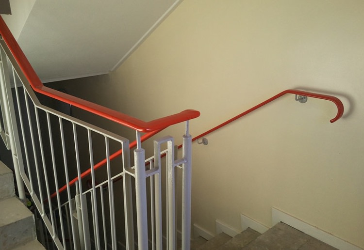 Поручень пвх: характеристика и особенности монтажа