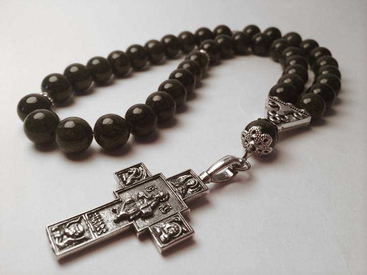 Православные четки — для чего предназначены, как ими пользоваться, молитвенная традиция, изготовление
