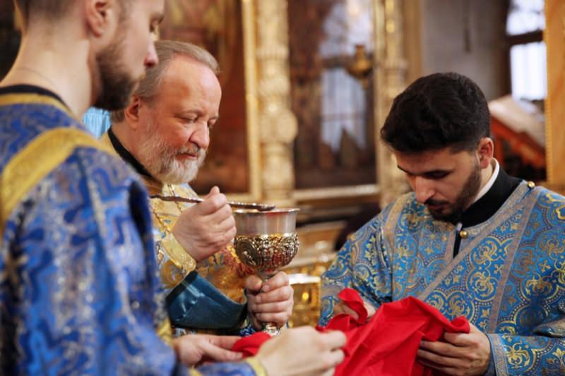 Причастие в церкви — что такое, как проходит, сколько длиться, зачем и как нужно готовиться