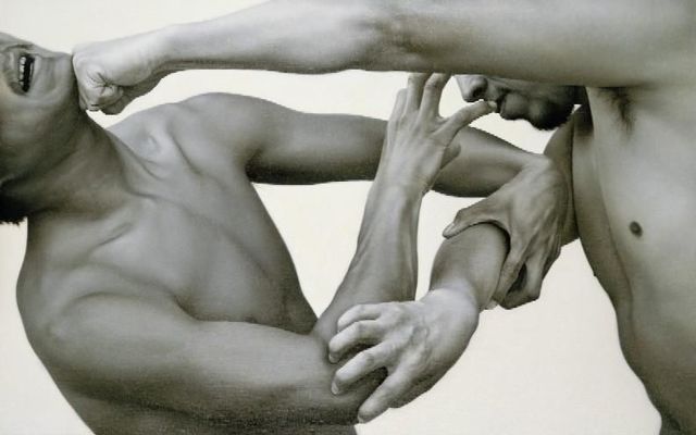 Приёмы рукопашного боя: правильно драться как спецназ, уроки самообороны, каратэ, кикбоксинг