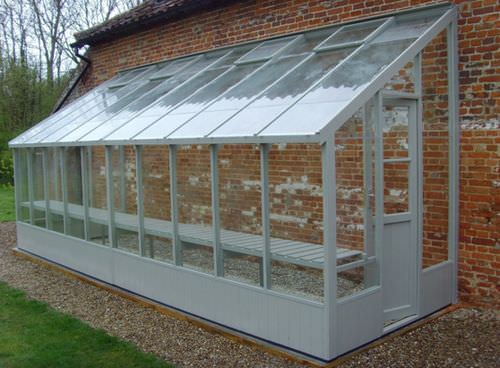 Пристенные теплицы: этапы изготовления своими руками