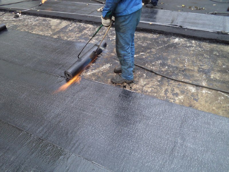 Ремонт мягкой кровли: технология работы