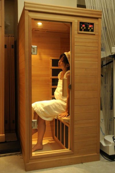 Сауна инфракрасная: ик баня – что это такое, польза и вред, противопоказания, фото и видео – всё о банях
