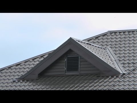 Слуховые окна на чердаке: виды и предназначение конструкции