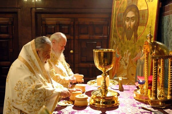 Служба в церкви — порядок служения для новичка