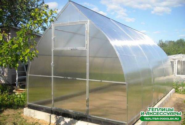 Теплица кремлевская стрелка: характеристика конструкции и этапы сборки
