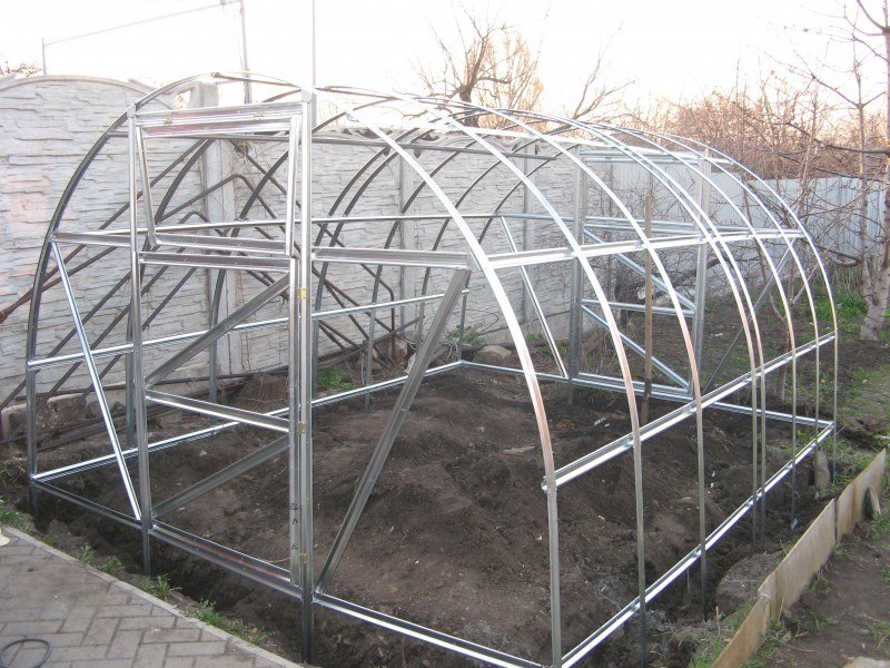Теплицы из оцинкованного профиля