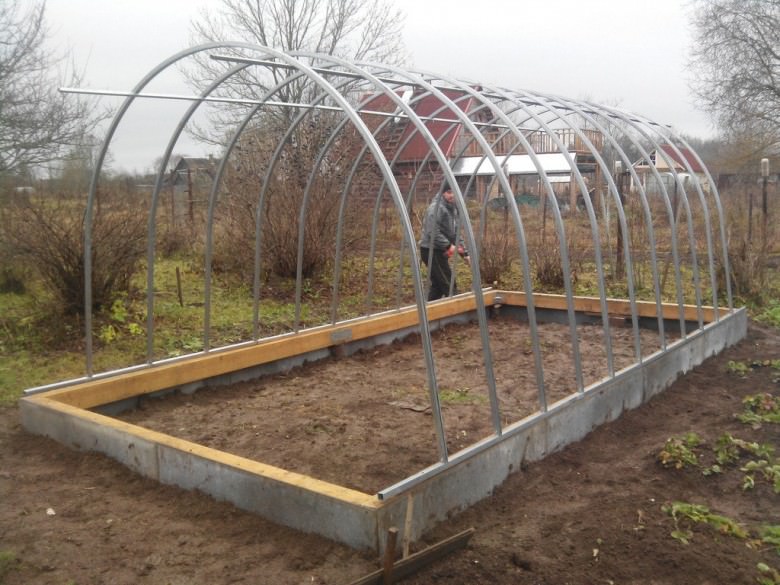 Теплицы: сборка каркаса и монтаж поликарбоната