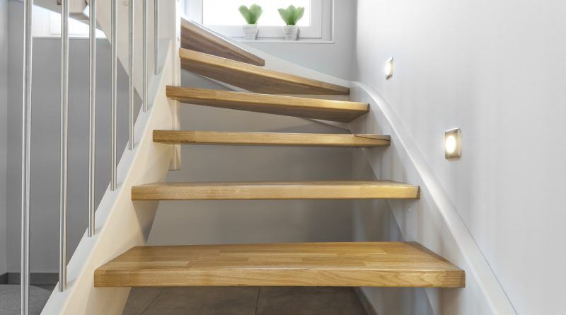 Тетива лестницы: преимущества и особенности