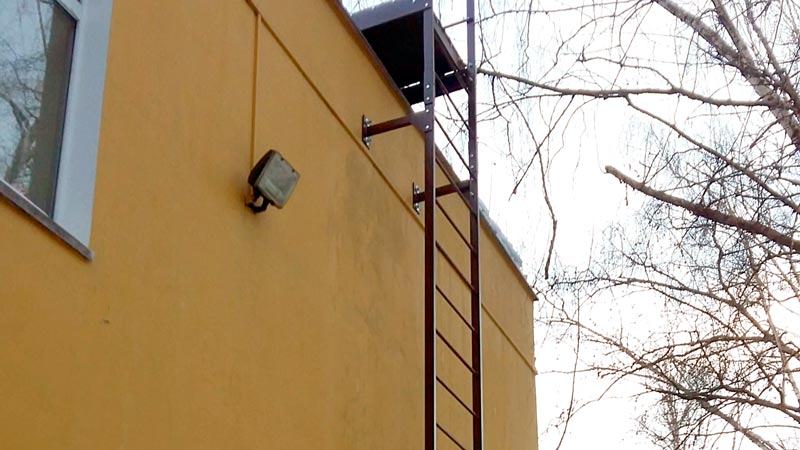 Типы пожарных лестниц и их применение