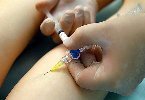 Уколы от варикоза вен на ногах: склеротерапия, трентал, фибро-вейн, инъекции гепарина