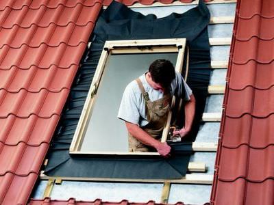 Установка мансардных окон: технология и рекомендации