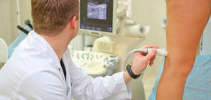 Узи сосудов и вен нижних конечностей: показания и противопоказания, подготовка, как проходит процедура, расшифровка результатов