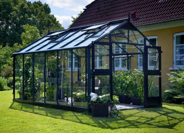 В чем преимущества теплиц премиум-класса?