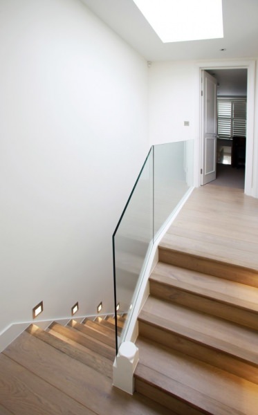 Виды лестниц: конструктивные решения, материалы, особенности