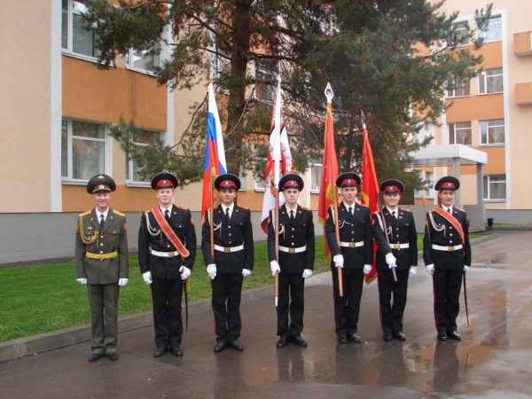 Военные училища после 9 класса: какие выбрать юношам и девушкам