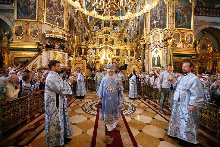 Всенощное бдение — значение богослужения, как проходит и сколько длится, правила